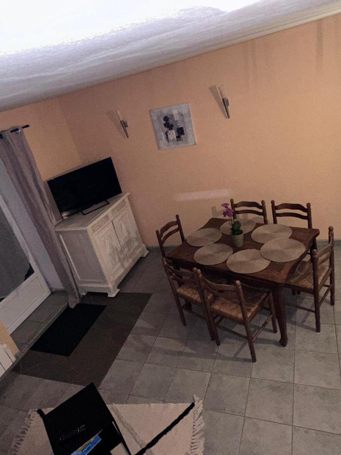 Gite La Grande Racinaie Cre-sur-Loir Екстер'єр фото
